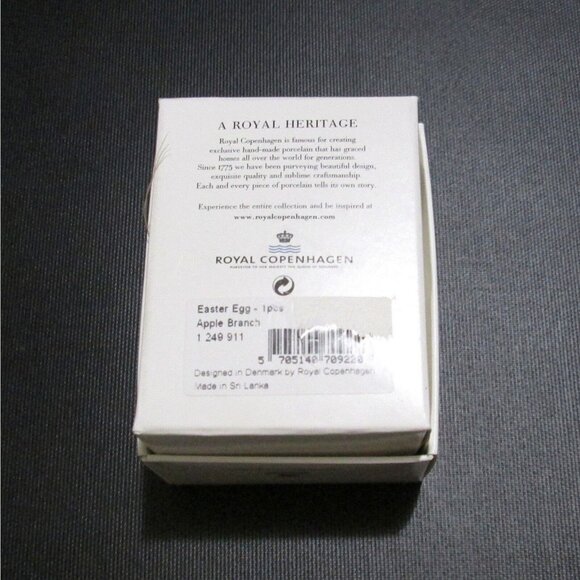 Royal Copenhagen Apple Branch Porcelain Easter Egg Ornament With Box - Picture 10 of 10